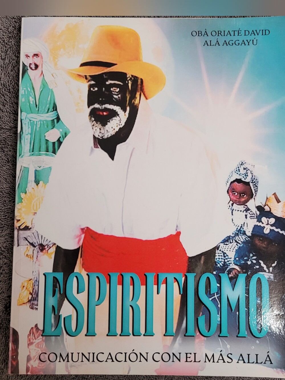 Espiritismo La Comunicacion Con El Mas Alla.  Spanish Book (Español)